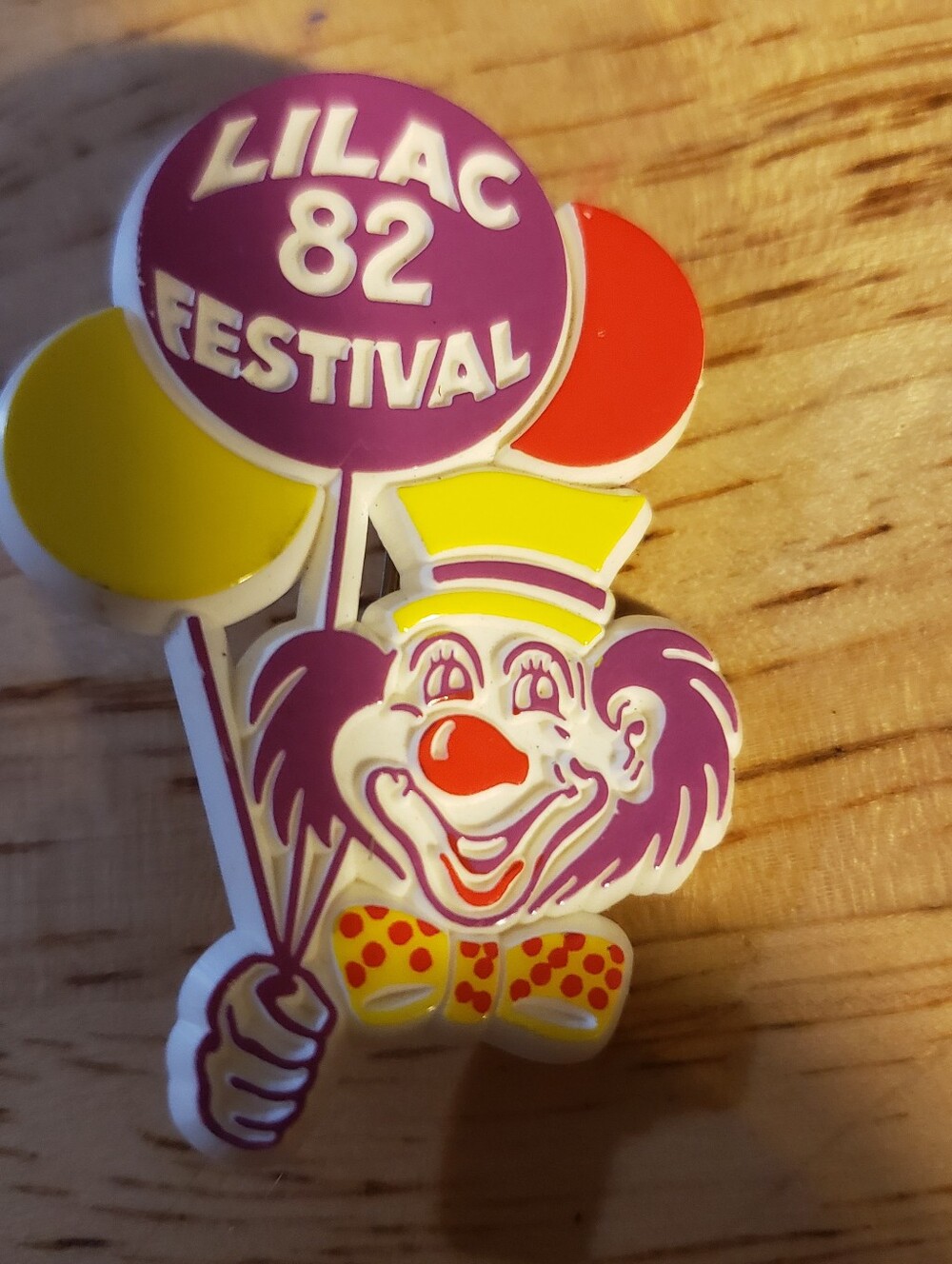 Lilac Festival 1982 Spokane WA Clown Embossed Painted Plastic Lapel Pin Brooch